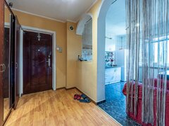 Piata Sudului, spitalul Bagdasar, 3 camere. decomandat + loc ADP